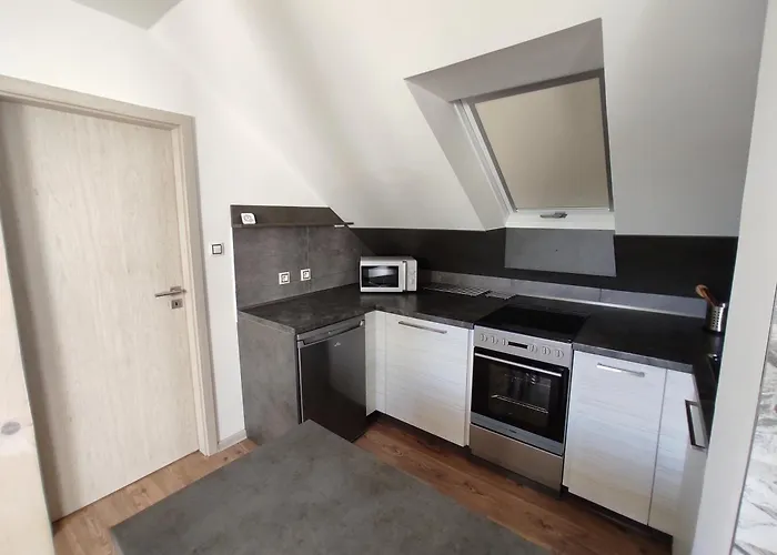 דירה Apartman Celoznice